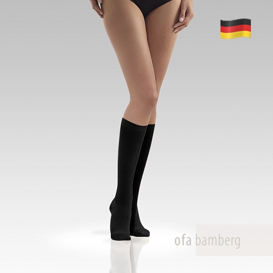 Gilofa Style, knee-high stockings